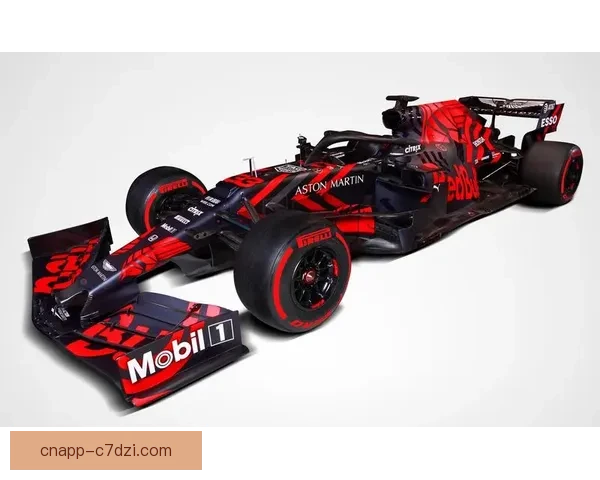 RB大宫红牛联名时装秀启幕盛典